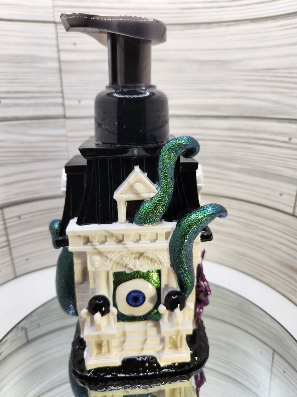 bath and body works new halloween 2024 Haunted House Soap Holder